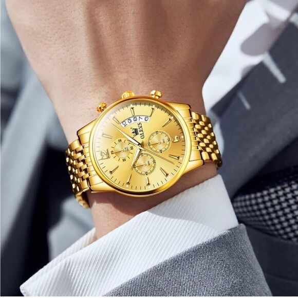 Classic Quartz Wristwatch for Men - Picture 1 of 4